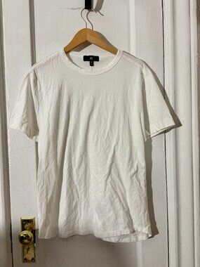 White Banana Republic T-Shirt Size M